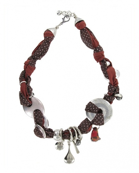 Halsband